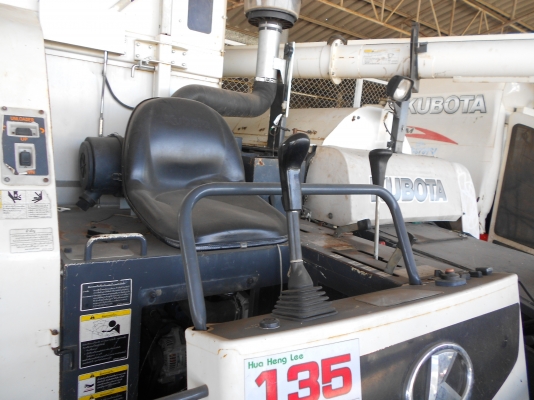 ขาย รถเกี่ยว KUBOTA DC95 ปรับสภาพช่วงล่างพร้อมใช้งานได้เลย ขาย รถเกี่ยว KUBOTA DC95 ปรับสภาพช่วงล่างพร้อมใช้งานได้เลย