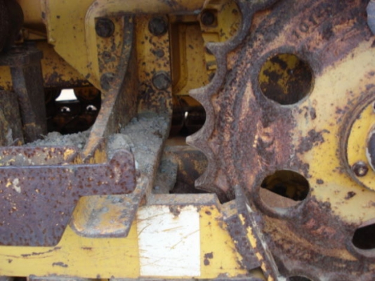 รถดันดิน Komatsu รุ่น:D20P-7E ซีเรียล:81280 ปี:2000 ชั่วโมง:3162