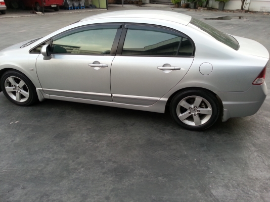 ขายรถบ้าน HONDA CIVIC 1.8L สีบล๊อนซ์เงิน ใช้ไปเพียง 8x,xxx ขายรถบ้าน HONDA CIVIC 1.8L สีบล๊อนซ์เงิน ใช้ไปเพียง 8x,xxx