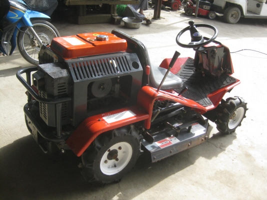 ขายรถตัดหญ้าMASAO CM1801 18แรง พร้อมใช้งาน
