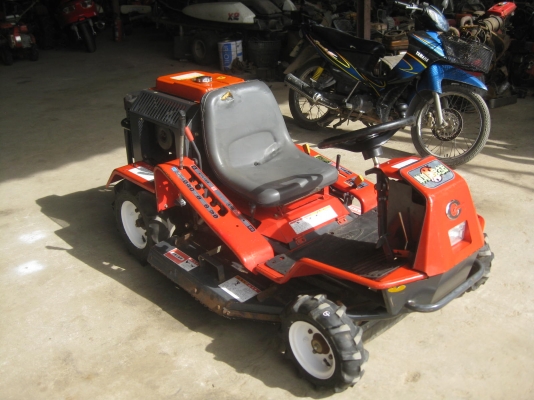 ขายรถตัดหญ้าMASAO CM1801 18แรง พร้อมใช้งาน