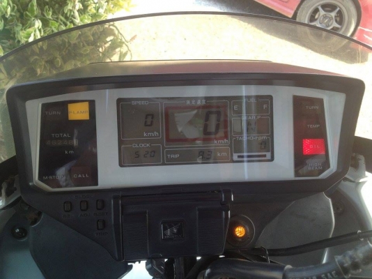 ขาย  ..vfr 750 police ปี 1989 สภาพ95\% อินวอย