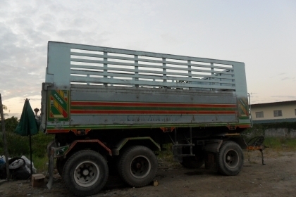 ขายหางพ่วง  3  คาน ดั๊ม 12  ล้อ  370000  บาท