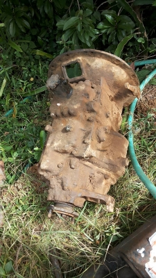 **6,000 บ. ต่อรองนิดหน่อย**ขายเกียร์ ISUZU TX สภาพดี ราคาเบาๆ ต่อรองได้เด้อ พี่น้องครับ