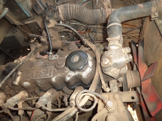 เพื่อนฝากขาย รถอีซูซุ6ล้อ เอกสารพร้อมสภาพดี