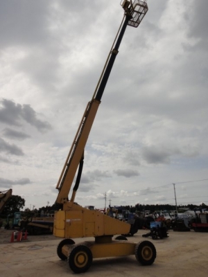 รถกระเช้า (สูง 15เมตร) SP150 ซีเรียล:42427 ปี:1991 ชั่วโมง:5235 สต๊อกเรานำเข้ายี่ปุ่น