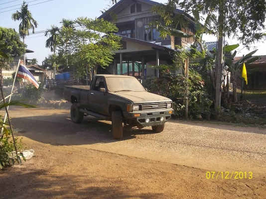 ขายTOYOTA HIRO ยกตัวถ้งสูง คัชซีสวย ตอนเดียว