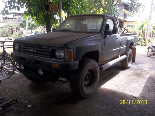 ขายTOYOTA HIRO ยกตัวถ้งสูง คัชซีสวย ตอนเดียว