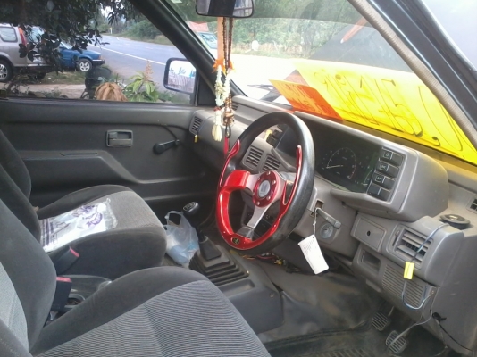 Isuzu รุ่น SPACECAB ปี 1989 ดีเซล พวงมาลัยพาเวอร์ ราคา 156,000 Isuzu รุ่น SPACECAB ปี 1989 ดีเซล พวงมาลัยพาเวอร์ ราคา 156,000