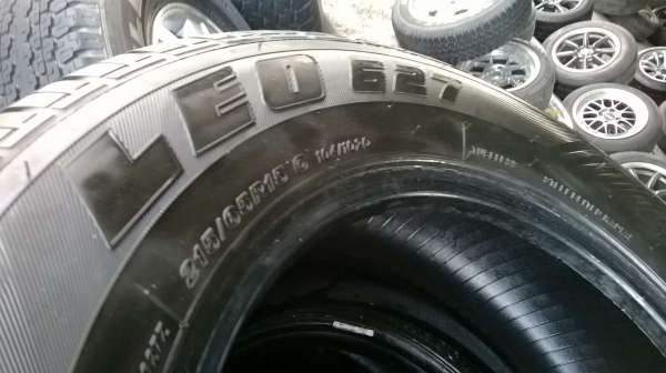 ขายยาง215 65 15 บิสโตนชุดละ7500