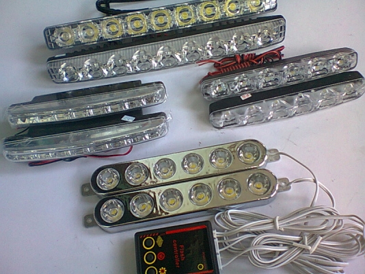 ไฟเดย์ไลท์ 8 ดวง ไฟเดย์ไลท์ 8 ดวง