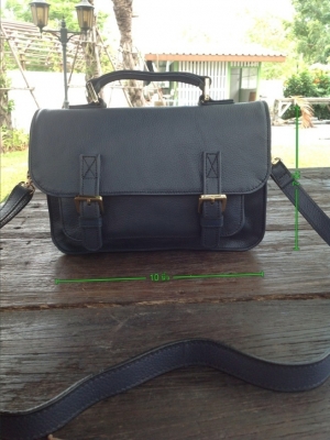 ขายกระเป๋าหนังผู้หญิงครับ