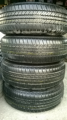 ขายล้อTOYOTA ขอบ17พร้อมยางป้ายแดงชุดละ3200