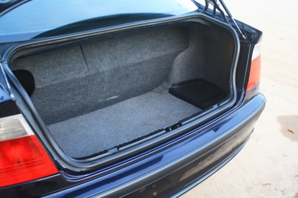 __ขาย/ แลกมอไซร์ BMW E46 323ia เบรค Brembo $ 490,000__ __ขาย/ แลกมอไซร์ BMW E46 323ia เบรค Brembo $ 490,000__