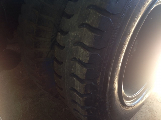 **390,000 บ.ต่อรอง**ขายเทเลอร์10ล้อหัวยาวเพลาเดียว ISUZU TX 185HP 6BF1 เครื่องแน่น แรงดีไม่เยิ้ม ช่วงล่างคัสซีสวยไม่ปะไม่ดาม ยางสวย10เส้น หัวเก๋งสวยไม่ผุ คอนโซลดี พร้อมหางเทเลอร์สภาพสวยไม่ผุไม่หัก พร้อมใช้ พร้อมลุยงาน เอกสารครบพร้อม ราคาต่อรองได้เด้อ พี่น