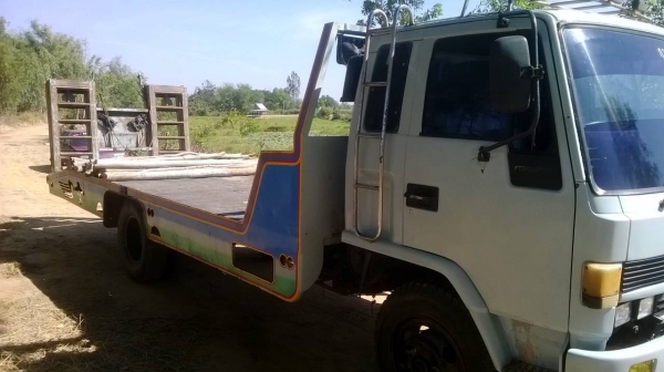 ขายรถบรรทุก6ล้อขึ้นรถเกี่ยวและแบคโฮ120ได้ ISUZU 175 แรง เครื่องดี คัสชีส์ ยาง8.25แถมกระบะคอก เอกสารพรอมโอนครับ