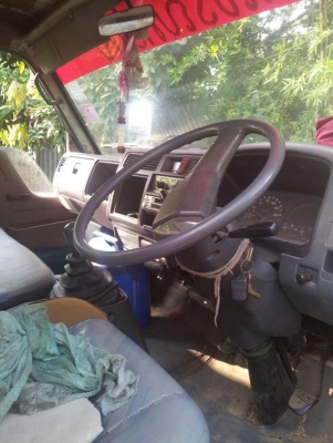 ขายเทนเลอร์รถ6ล้อราคา 530000 บาท เจ้าของขายเอง