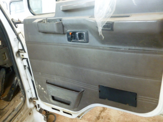 แสงฟ้าเต้นรถ/// จำหน่ายหัวเก๋งนอกเก่าญี่ปุ่น อีซุซุ ร็อกกี้175 สภาพสวยอุปกรณ์ครบ