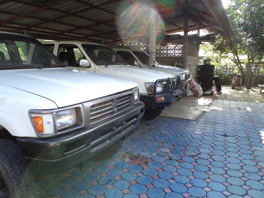 ขายคานแข็ง แท้ ln 106   ดูรถติดต่อ  0892655832