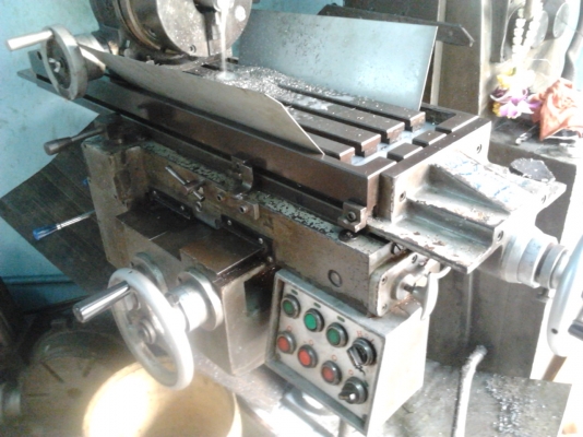 ขายเครื่องมิลลิ่ง M2 แนวตั้งและแนวนอน