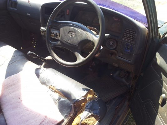 รถไมตี้ เดิม ๆ สวยมาก รถไมตี้ เดิม ๆ สวยมาก