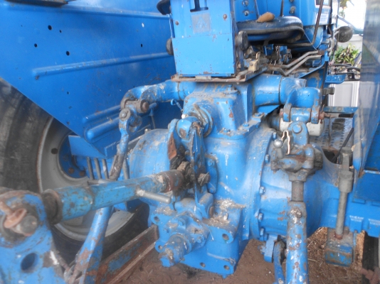 ขายตามสภา ฟอร์ด 6600 เครื่องดี ไฮดรอลิกดี สภาพ 80\% เล่มทะเบียน ภาษีปี 50 บ.