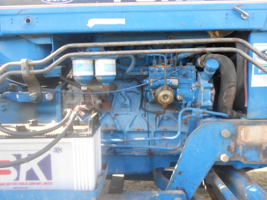 ขายตามสภา ฟอร์ด 6600 เครื่องดี ไฮดรอลิกดี สภาพ 80\% เล่มทะเบียน ภาษีปี 50 บ.