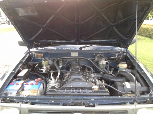 ขาย ln 106  4ประตูหัวนอกแท้ๆเดิมๆบางๆ สภาพสวยสุดในรุ่นครับ