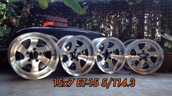 ขายล้อขอบ 15 5 รู 114.3 ออฟลึกๆ เงาๆ มี 2 ชุด ลองดูรูปก่อนได้ครับ