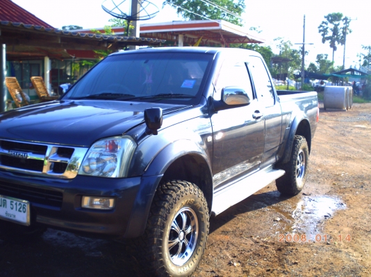 ขาย isuzu d-max 4wd 3.0 ปี 2003 ยกสูงพองามภายในสวย ขาย isuzu d-max 4wd 3.0 ปี 2003 ยกสูงพองามภายในสวย