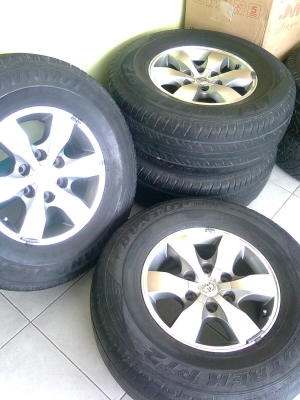 ล้อเดิมพร้อมยางขอบ16 1ชุด4ล้อไม่คดไม่ดุ้ง