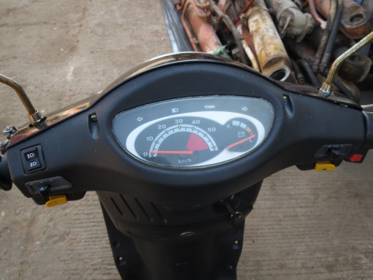 รถสามล้อไฟฟ้า มีเข็มขัดนิรภัย