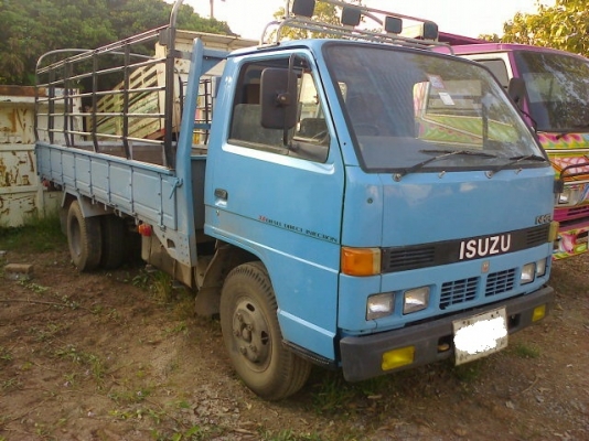 ขาย6ล้อISUZU NKR 110 ปี36 รถห้างแท้ กระบะคาโก้ยาว4.60 สภาพสวยพร้อมใช้ ราคาต่อรองได้ ติดต่อได้ที่คุณอ๊อฟ พิจิตร 086-737-9991