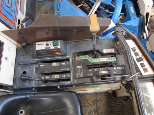 รถเกี่ยวข้าว อิซิกิ 19 แรงม้า รถพร้อมใช้งาน สภาพสวย