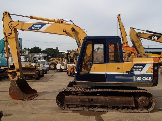 ขายด่วนขุด  KOBELCO  SK045 นำเข้าเก่าญี่ปุ่นยังไม่เคยใช้งานในไทย  สภาพสวยมากมาถึงไทยแล้วจ้า