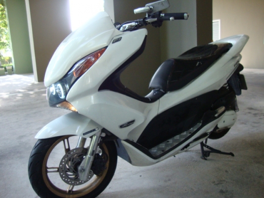 ขาย PCX 125i สีขาว 47500.- ขาย PCX 125i สีขาว 47500.-