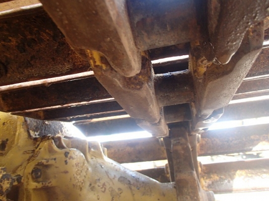 ขายด่วนรถแทรคเตอร์ตีนตะขาบ D20PL-7 เก่าญี่ปุ่นยังไม่เคยใช้งานในไทย มาถึงไทยแล้วจ้า ขายด่วนรถแทรคเตอร์ตีนตะขาบ D20PL-7 เก่าญี่ปุ่นยังไม่เคยใช้งานในไทย มาถึงไทยแล้วจ้า