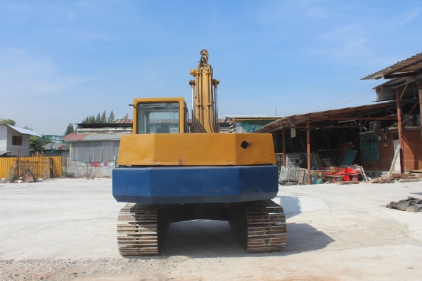 PC 120 KOMATSU รุ่น 3 / 650,000 พร้อมหัวเจราะโอกาดะ