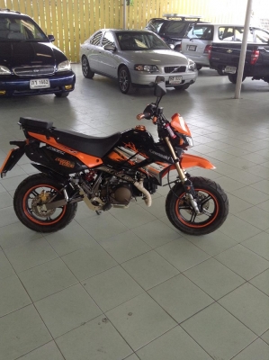 Kawasaki -Ksr ปี2012 วิ่ง255กิโล สภาฟน้องๆป้ายแดง  ใส่ชุดแต่งมาเกือบๆ20000   สันจัยโทรมาคัฟ