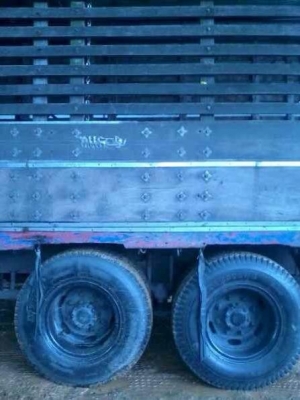 10ล้อเพลาเดียว ISUZU JCM วางหัวร็อคดดกี้ วางเครื่อง 6BG1 เครื่องส้ม 175 แรง  รถสวย...