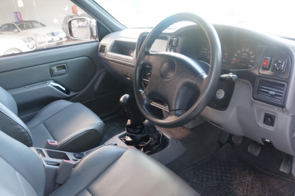 ISUZU RODEO 4WD ธรรมดา โฟร์ แอร์เย็น ล้อ MAX เครื่องเดิม ช่างล่างดี เกียร์โฟร์ปกติ รถขับดีมาก ภายในสวย สีสวย พร้อมใช้งานทันที การันตีรถสวย จัดไฟแนนได ฟรีดาวน์ ISUZU RODEO 4WD ธรรมดา โฟร์ แอร์เย็น ล้อ MAX เครื่องเดิม ช่างล่างดี เกียร์โฟร์ปกติ รถขับดีมาก ภายในสวย สีสวย พร้อมใช้งานทันที การันตีรถสวย จัดไฟแนนได ฟรีดาวน์