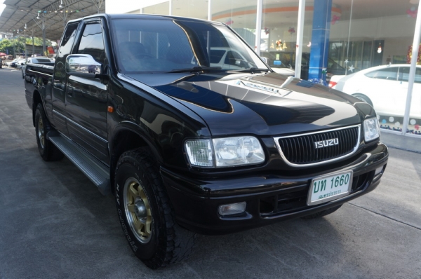 ISUZU RODEO 4WD ธรรมดา โฟร์ แอร์เย็น ล้อ MAX เครื่องเดิม ช่างล่างดี เกียร์โฟร์ปกติ รถขับดีมาก ภายในสวย สีสวย พร้อมใช้งานทันที การันตีรถสวย จัดไฟแนนได ฟรีดาวน์