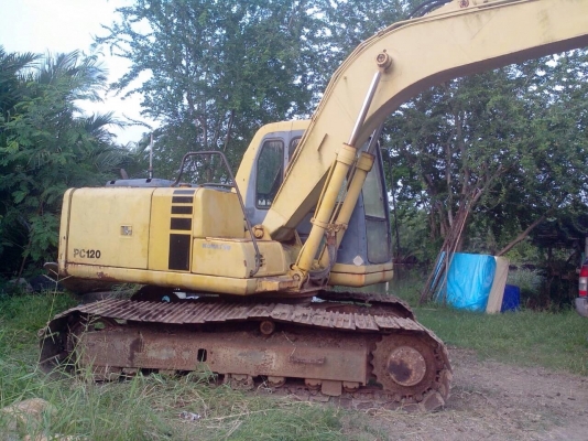 ขายแม็กโครKoMATSU 12-6รถสวยพร้อมใช้เอกสารอินวอยราคาก็ถูก