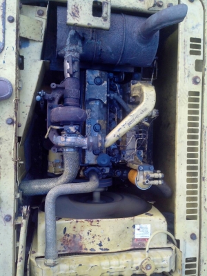 ขายแม็กโครKoMATSU 12-6รถสวยพร้อมใช้เอกสารอินวอยราคาก็ถูก