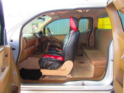 NISSAN BIG-M FRONTIER NAVARA KING CAB 2.5 SE MT ปี 2011