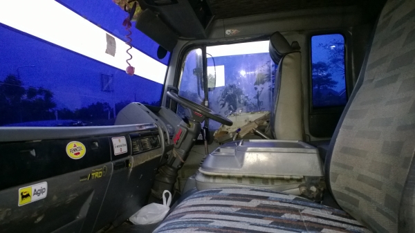 HINO FM3H NLA 195แรง รถห้างแท้เดิมๆ..สภาพดีพร้อมใช้