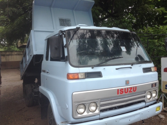 ISUZU 6 ล้อ ดัมพ์ รุ่น JCM (ไอ้โบ้) ISUZU 6 ล้อ ดัมพ์ รุ่น JCM (ไอ้โบ้)
