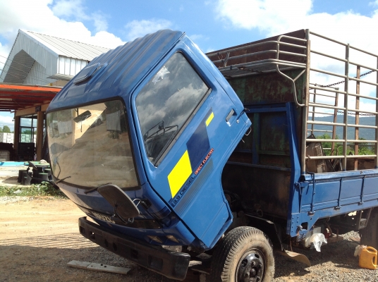 NPR  59L 4BD1   115    แรงม้า  เทอโบ พ่วงมาลัยเพาเวอร์ หลัง  F  สด  ผ่อน