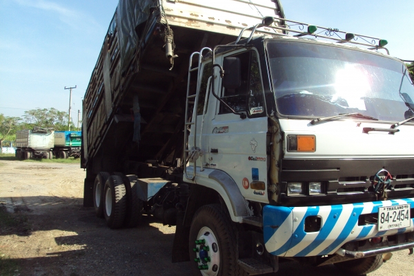 ขายรถสิบล้อดั๊ม 2 เพลา ยูดี