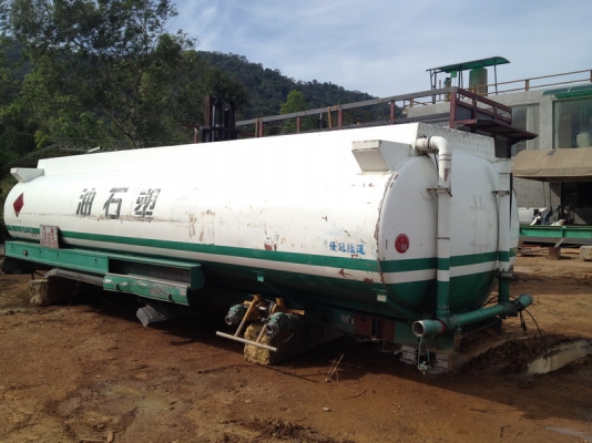 ขายแทงค์ติดรถ อลูมิเนียม ขนาด 20,000 ลิตร สภาพสวยสุดๆ ทำความสะอาดแล้ว 2ใบ ครับ ด่วน!